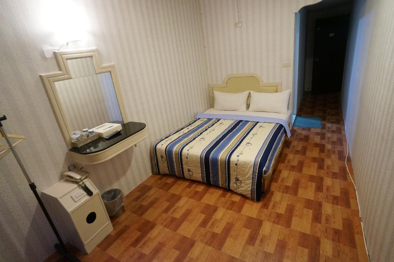 Yi Yuan Hotel Đài Bắc Ngoại thất bức ảnh